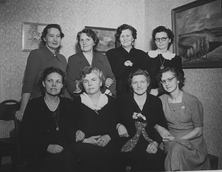 113.PNG - Gunnar Johansen's 25 år Jubilæum i Dansk Esso 1 april 1950