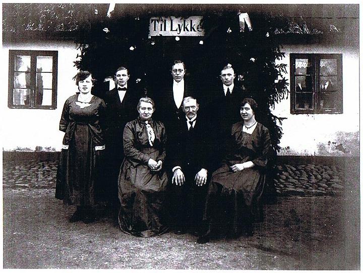 solvbryllup-1919.jpg - Sølvbryllup  15 feb. 1920 Ullerslev.